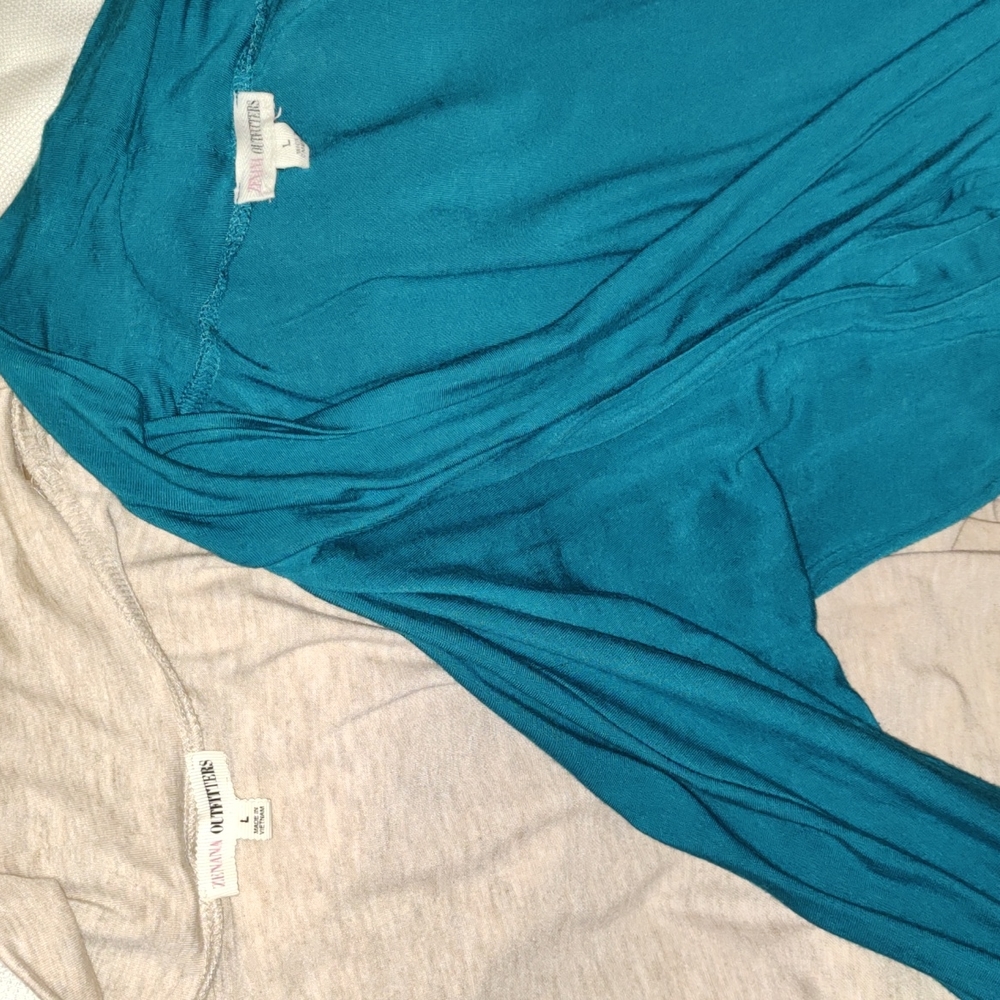 Cardigan w/Pockets - Picture 2 of 6